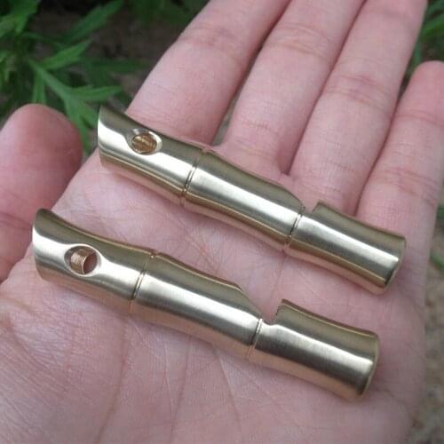 1PC Portable Retro Brass Whistle Outdoor Tourism Camping Survival Emergency Equipment Tools High Decibel Metal Whistle Gift