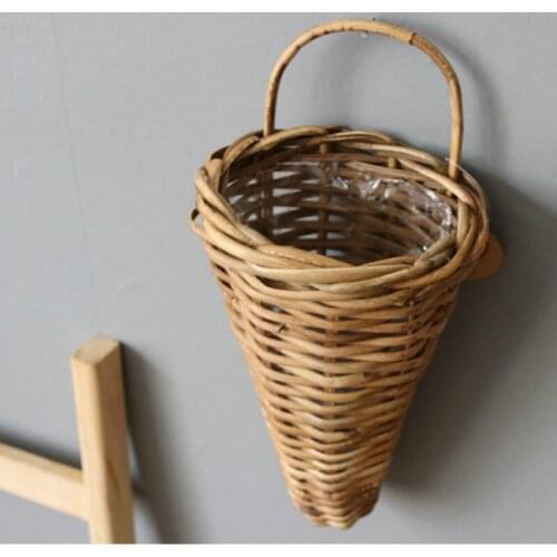 Hanging Planter Countryside Rattan Weaving Plant Hanger Hanging Basket Small Flower Basket Decorate Storage Wall Planter