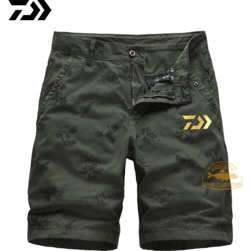 DAIWA Mens Fishing Casual Shorts Outdoor Mountaineering Cotton Tooling Multi-pocket Shorts New Summer Breathable Beach Pants