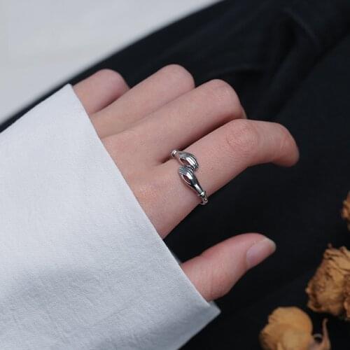 Brand Mini Silver Color Warmly Embraced Open Ring For Women Cute Creative Hands Embracing Love Hug Adjustable Rings Jewelry A944