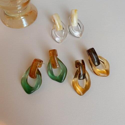 Minar Stylish 3 Designslic Irregular Circle Dangle Earrings for Women Ladies Contrast Color Pendant Earrings Accessories