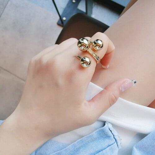 2021 Exaggeration Gold Color Metal Ball Open Rings Design Geometric Irregular Finger Rings For Women Party Jewelry