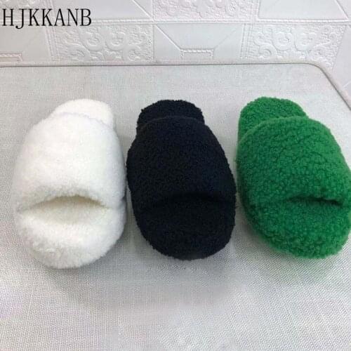 Solid Color Wool Slippers Flat Thick Bottom Furry Slippers Women Comfort Open Toe Home Outside Wear Vacation Shoes Lazy Mulles