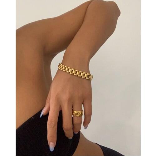 Hearts Q Decor Bracelets With Watches