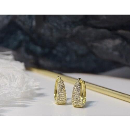 Fashion Shining Micro Inlaid Zircon Women Earring Cubic Zirconia Temperament Anti-allergy Stud Earrings Trendy Jewelry Pendant