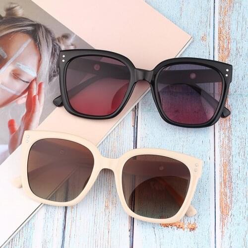 Sunglasses Women 2020 new sunglasses net red street shot Jennie with square face showing thin Kuku