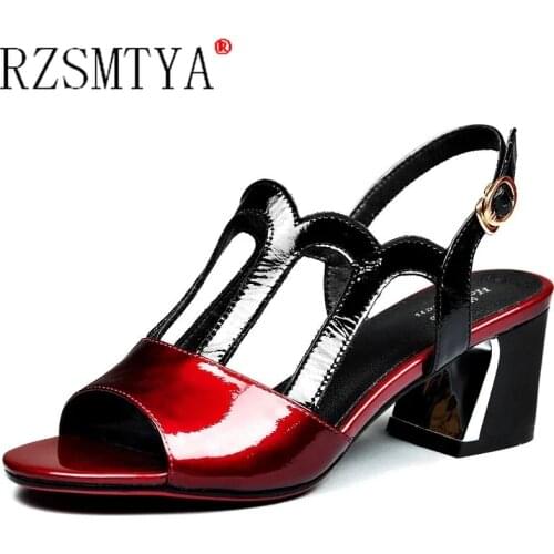 2021 New Women Peep Toe Sandals Summer Square Mid Heel Ankle Buckle Hollow Out Korean Style Female Footware Wine-red