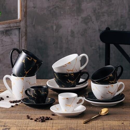Ins Hot Luxury Gold Tilt Pattern Coffee Set European Style Cappuccino Lattie Coffee Cup and Saucers 300ml 220ml 80ml