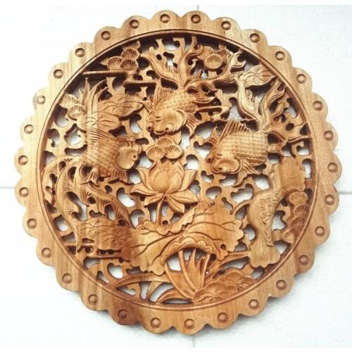 Gold and jade are full of wood carvings, camphor wood ornaments and ornaments