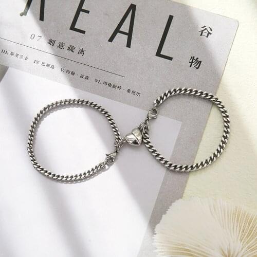 QiLuxy 2Pcs/Set Stainless Steel Magnetism Heart Charm Couple Bracelets Fashion Simplicity Chain Couple Friendship Bracelets