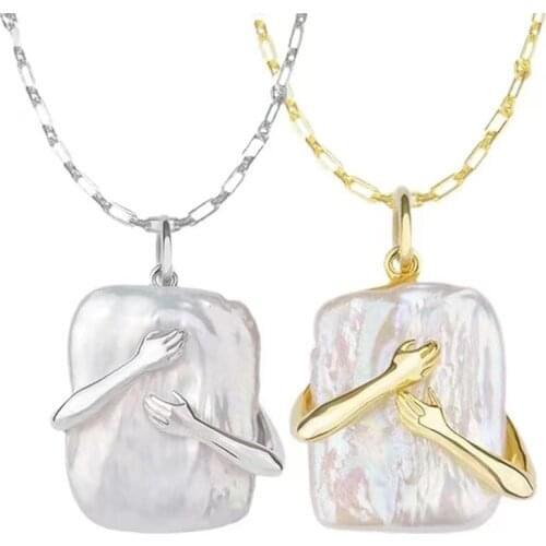 Fashion Unique Hand Hug Couple Necklace for Women Lovers Friendship Jewelry Christmas Gifts Long Chain Pendant Collar 2021