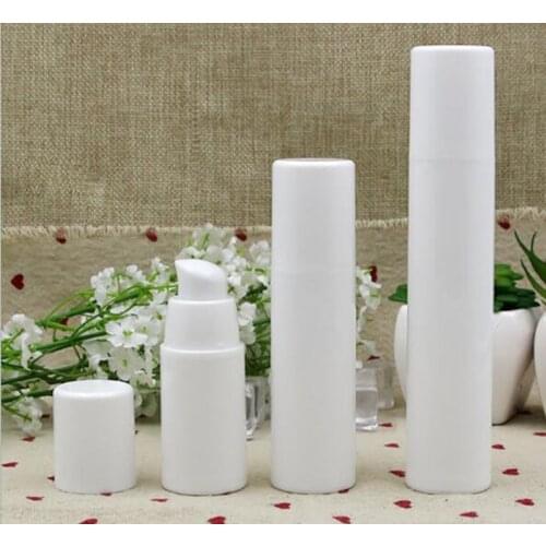 1pcs Empty Plastic Cosmetic Bottle 15ml/30ml/50ml Travel Mini Liquid Bottles white Airless Pump Vacuum Toiletries Container PJ83