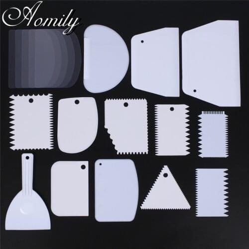 18Pcs/set Dough Cake Cutter Cream Scraper Pastry Cutters Scraper Irregular Teeth Edge Butter Scraper Spatula Baking Kitchen Tool