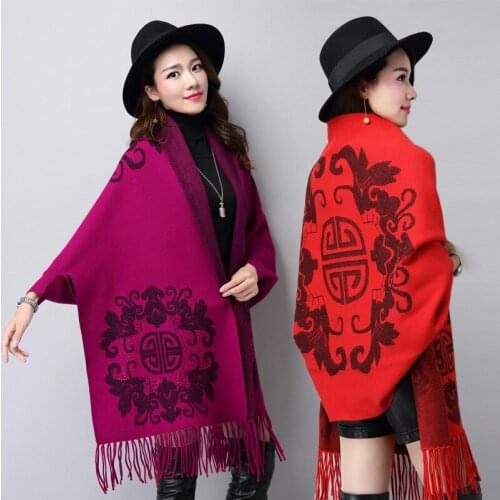 9868 European and American Autumn and Winter Knitted Cardigans Bat sleeve printed Cloaks Sweaters Tassel Shawls Coats