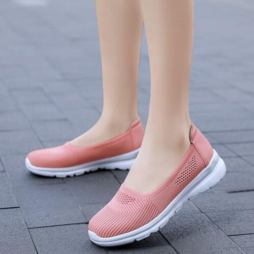 Summer 2021 Light Shoes Ladies Sport Walking Flats Womens Loafers Black Pink Soft Breathable Women Sneakers