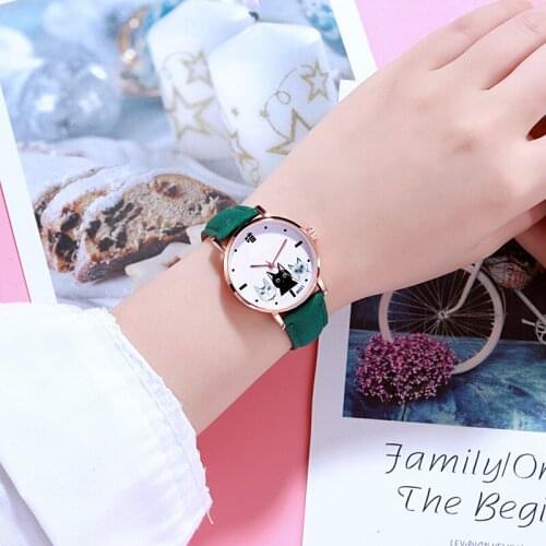 New fashion watches contracted womens small girl watches expression couple quartz watch to restore ancient ways small girl