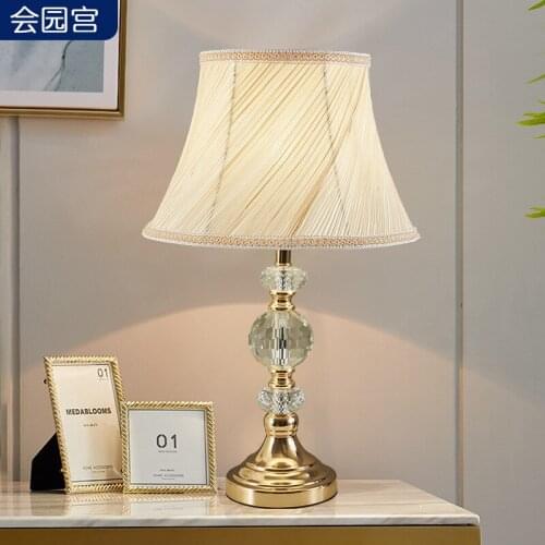 Free Shipping Creative Table Lamp Bedside Lamp For Living Room Crystal Lamp Light Luxury Simple Study Decorative Table Lamp