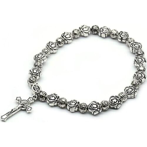 Qigo Bracelets With Pendants