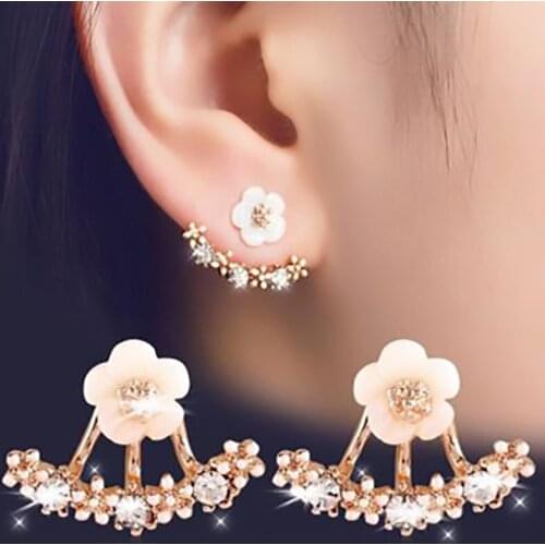 2020 New Crystal Flower Stud Earrings for Women Fashion Jewelry Silver Color Rhinestones Earrings Gift for Party Best Friend