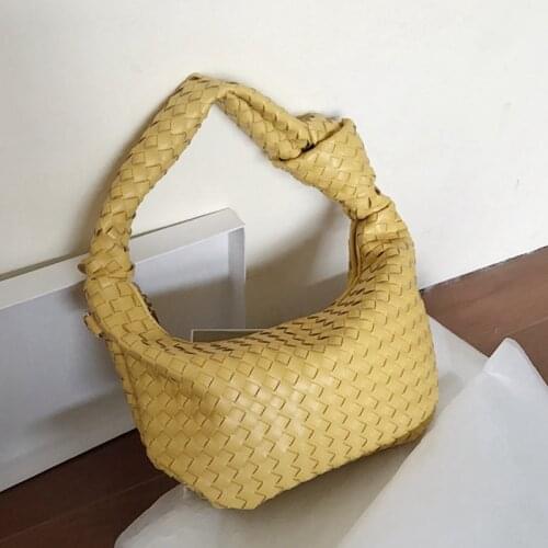 Women PU Leather Weave Shoulder Messenger Handbag Fashion Cloud Crossbody Bag Casual Popular Simple Female Travel Handbags