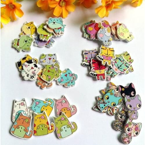 New 50pcs Cartoon Pattern Wooden Decorative Buttons For Crafts Accessories For Sewing 2 Holes Scrapbooking