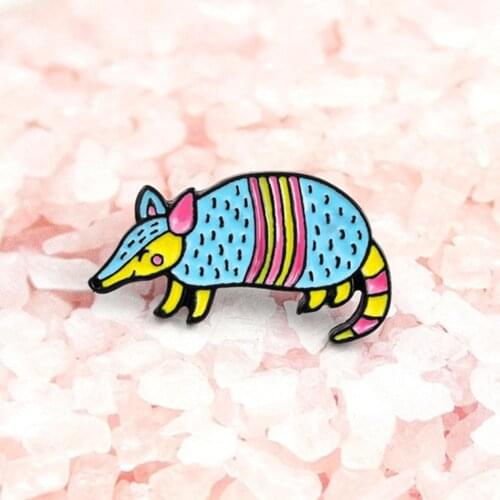 Cute Multicolor Pangolin Cartoon Icons Enamel Badge Buttons Brooch For Jackets lapel Pin Hat Collar Jewelry Christmas Gift 1Pc