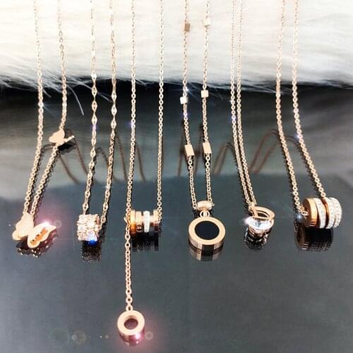 Stainless Steel Necklace for Women Pendant Chain Necklace Does Not Fade Jewelry Accessories Wholesale Butterfly Circle Birthday