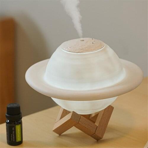 USB Air Humidifier Moisturizing Desktop Aromatherapy Spray Silent Small Planet Lamp Bedroom Office Portable LED Light Humidifier
