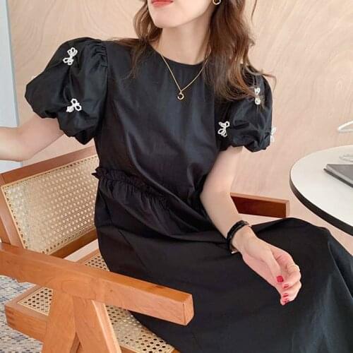 Korea Chic Retro Elegant Round Neck Pearl Bow Decoration Loose Wood Ear Stitching Puff Sleeve Dress
