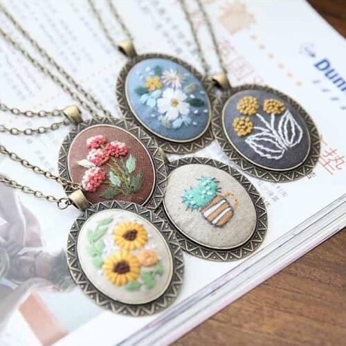 Necklace Embroidery Kits,Needlework Flower DIY Cross Stitch Sets with Hoop Handmade Swing Arts Craft Creative Gift Unfinished