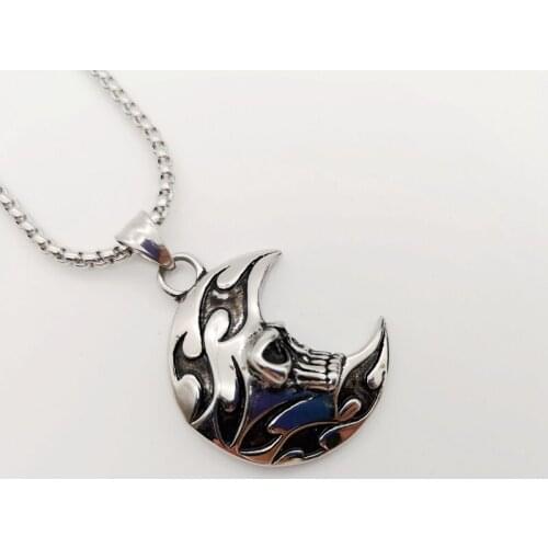 New arrival 316L Stainless steel Scarving Skull moon pendant & necklace Vintage Gothetic Punk moon necklace
