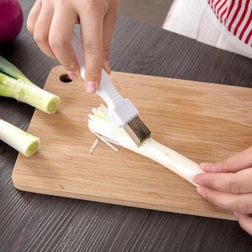 Factory Kitchen gadget cut onion knife cutting knife multi-functional chopper cutting onion factory direct sales