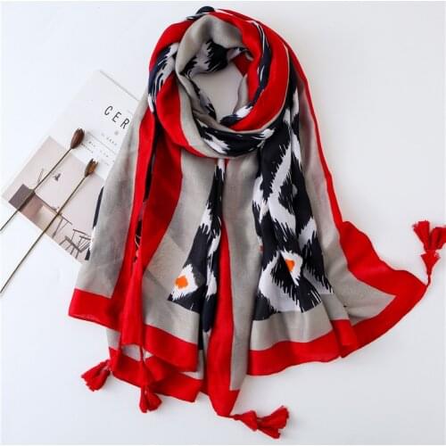 New Lady Geometric Plaid Tassel Viscose Shawl Scarf Women High Quality Wrap Pashmina Stole Bufanda Muslim Hijab Snood 180*100Cm