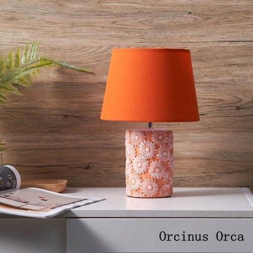 Modern Creative Flower Table Lamp Living Room Bedroom Bedside Lamp Nordic Simple LED Color Ceramic Table Lamp