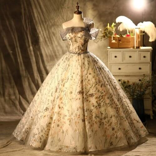 Bowknot Quinceanera Dresses Off The Shoulder Party Dress Luxury Beads Prom Dress Classic Ball Gown Customize