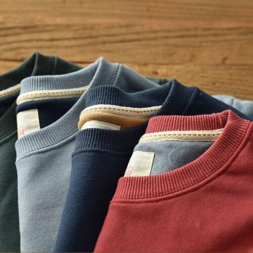 Simple and classic mens sweater with round sleeves in autumn