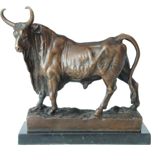 Charging Bull Statue Sculpture Bronze Cattle Wild Animal Figurine Copper Material Statuette Antique Metal Artwork