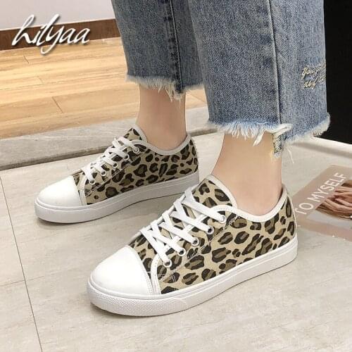 Leopard Canvas Shoes For Women Lace- UP Female Flat Vulcanized Shoes Outlet Factory Sale Trainers Canvas Sneakers For Women 2020