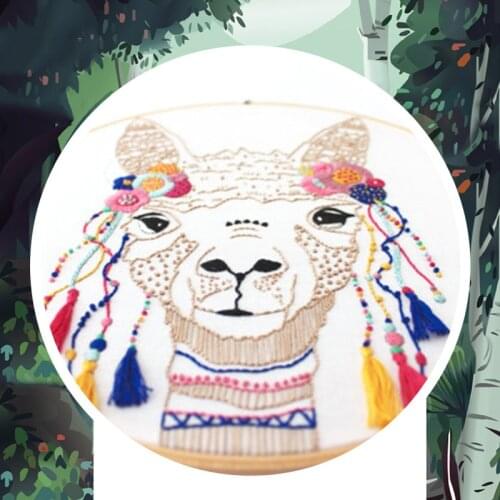 3D Embroidery DIY Cross Stitch Kits Camel Handmade Arts Crafts Sewing Gift with Embroidery Hoop Needlework Set for Beginner
