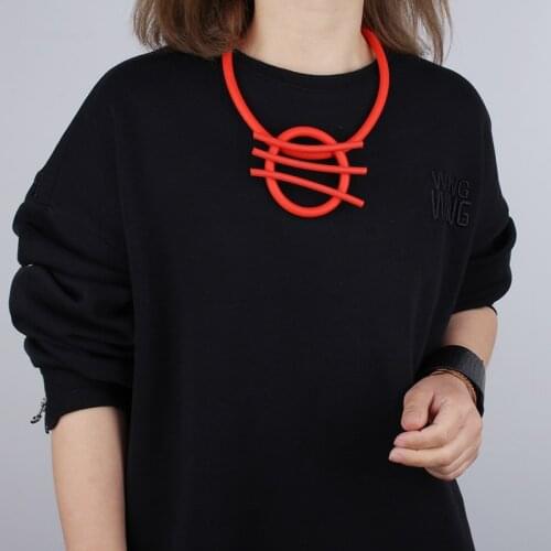 YD&YDBZ 4 Color Circle Pendant Necklace For Women Simple Flat Rubber Chain Choker Necklaces Goth 2021 Costume Jewelry Matching