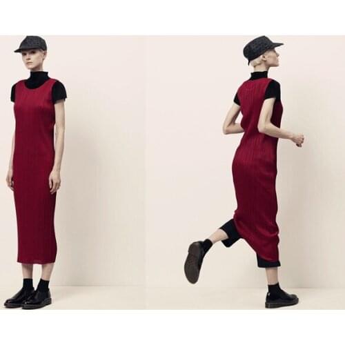 HOT SELLING Fashion fold sleeveless pure color o-neck long dress Bottoming dress IN STOCK