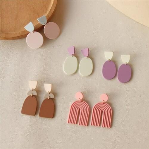 AOMU New Korean Fashion Acrylic Pink Solid Color Geometric Round Oval Splicing Dangle Drop Earrings for Women Jewelry Gifts