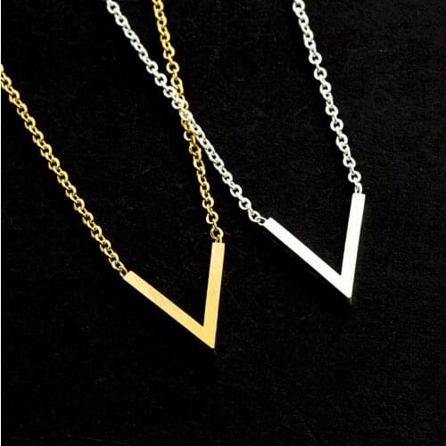 GORGEOUS TALE Top Wedding Party Accessories Simple Fashion Style Triangle Minimalist Jewelry Women Charming Necklace Pendant