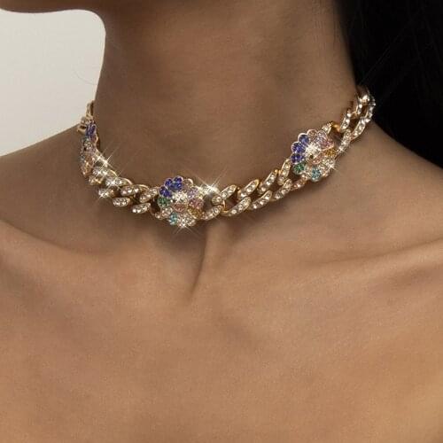 European and American retro fashion jewelry inlaid with rhinestones sunflowers simple Cuban buckle clavicle necklace for women