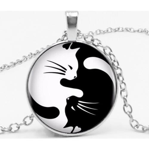 LETS SLIM Fashion Vintage Retro Two Cat Necklace Glass Pendant Yin Yang Cat Fish Necklace Fashion Mens Necklace Private Order