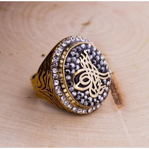 The Tural Oval Authentic ring