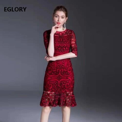 High Quality Sweater Dress 2019 Autumn Casual Pink White Black Knitted Dress Ladies Beading Button Short Sleeve Bodycon Dress