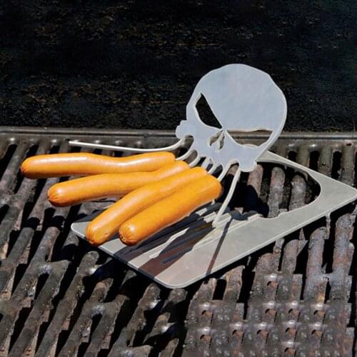 Stainless Steel Barbecue Grill Skull Shape Creative Hot Dog Marshmallow Roaster Accessory
