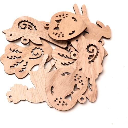8Pcs Christmas Wooden Pendants Ornaments DIY Wood Crafts Xmas Tree Ornaments Snowflake Christmas Party Decorations 50-70mm