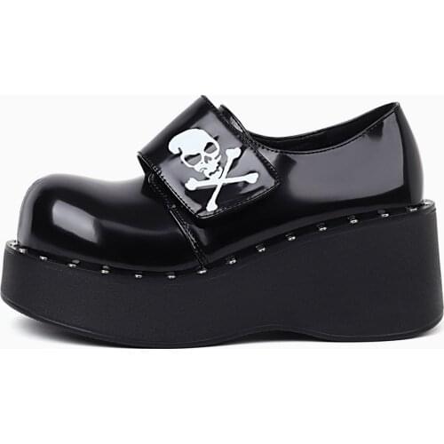Arden Furtado 2021 Spring autumn Black hook and loop womens Shoes Retro Round Toe skull head Wedges casual platform Pumps new
